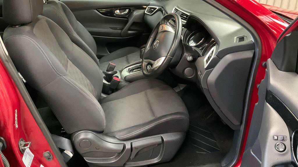 Used Nissan Qashqai 2016 for sale - 76441164: Photo 2