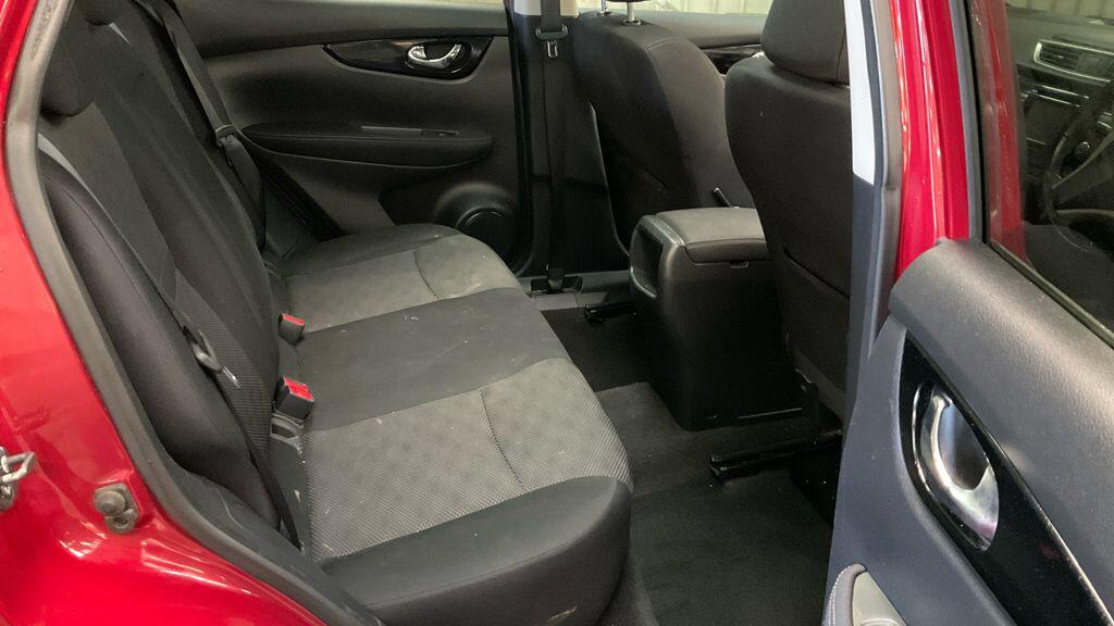Used Nissan Qashqai 2016 for sale - 76441164: Photo 3