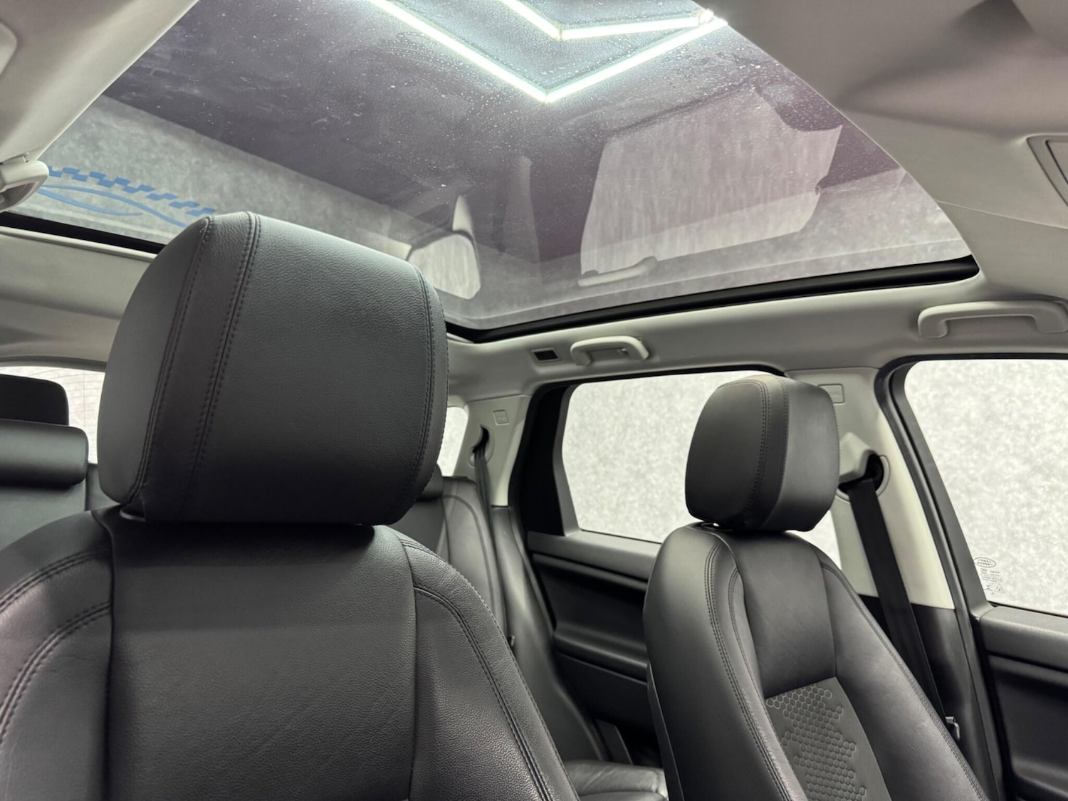 Used Land Rover Discovery Sport for sale - 78057929: Photo 5