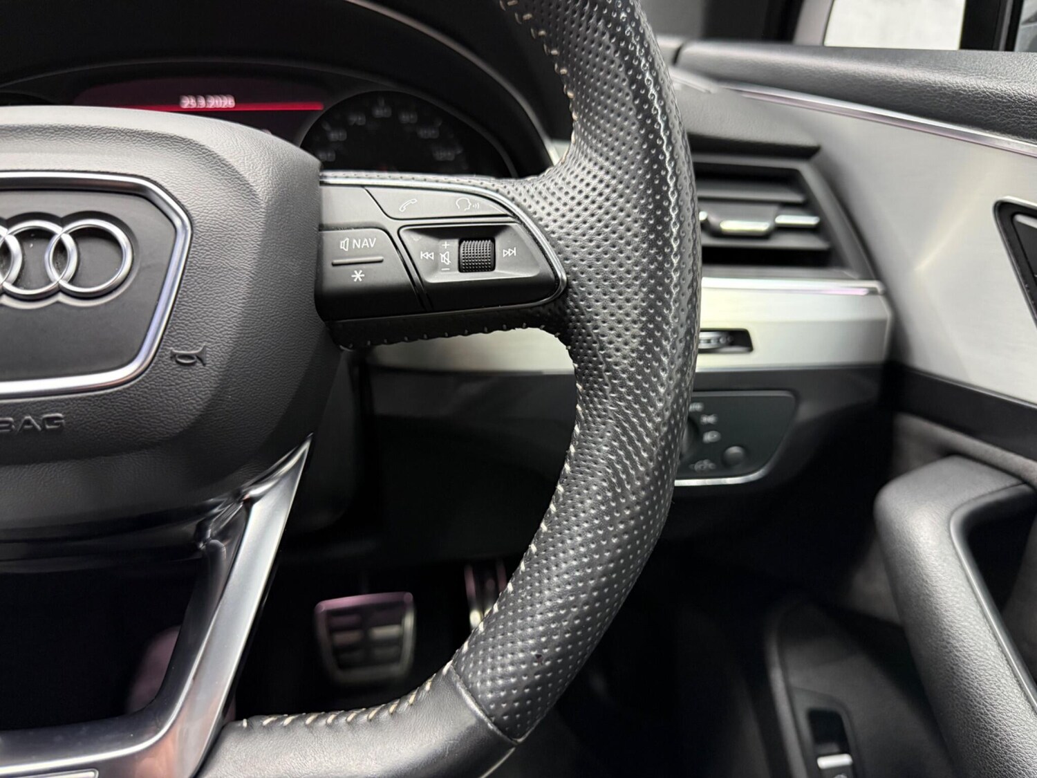 Used Audi Q7 2017 for sale - 78058412: Photo 23