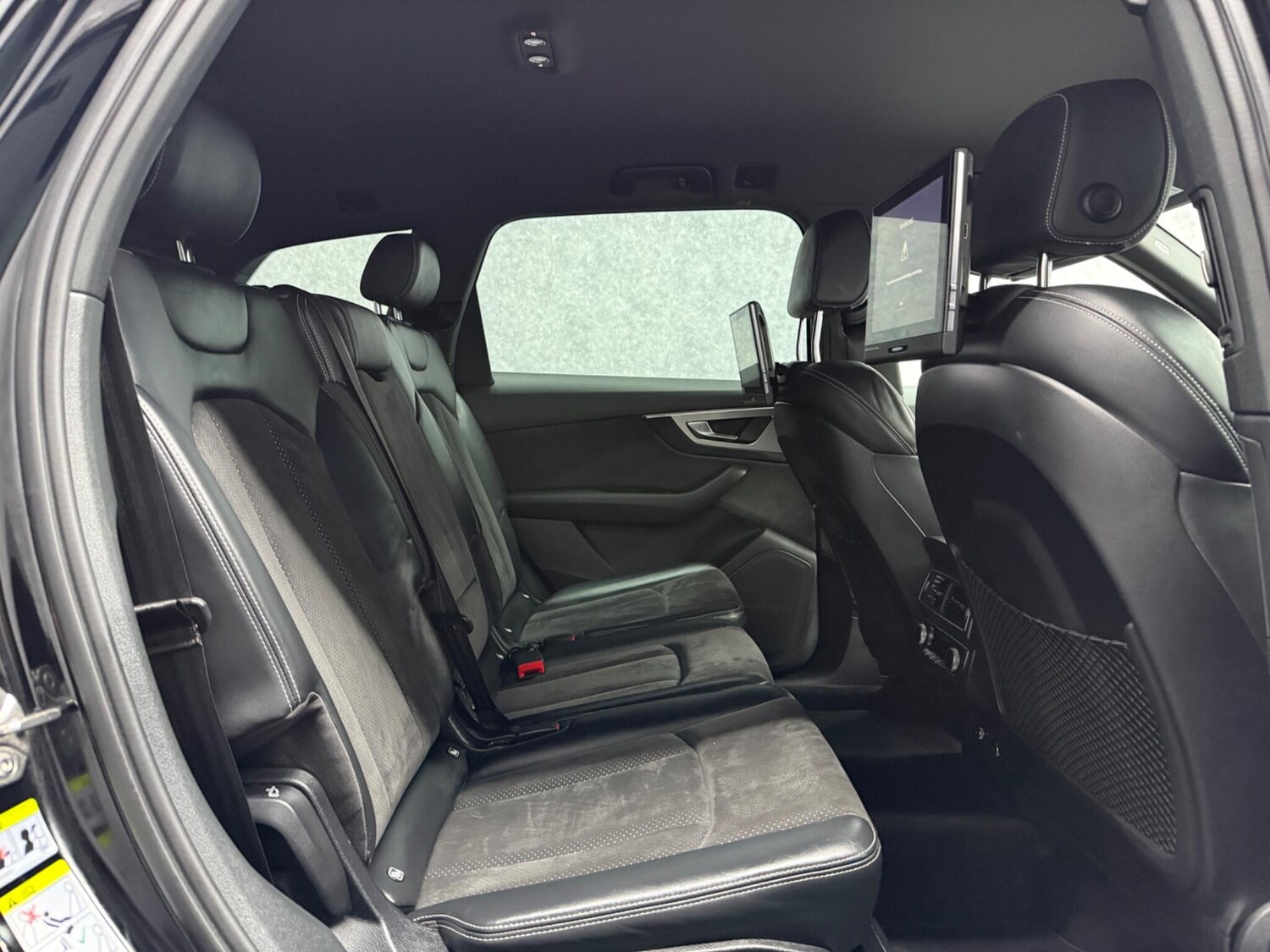 Used Audi Q7 2017 for sale - 78058412: Photo 32