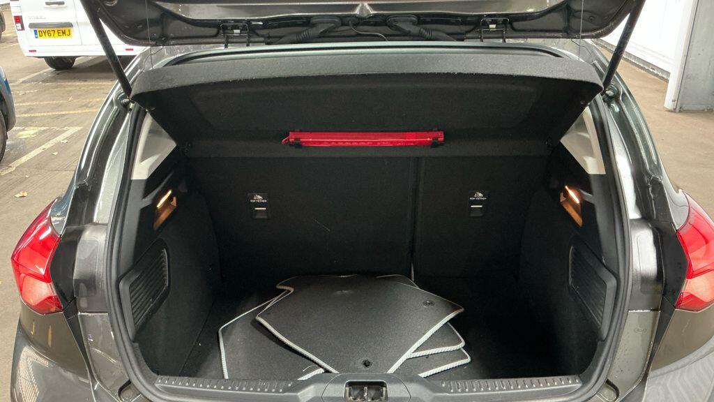 Used Ford Focus 2018 for sale - 76667357: Photo 13