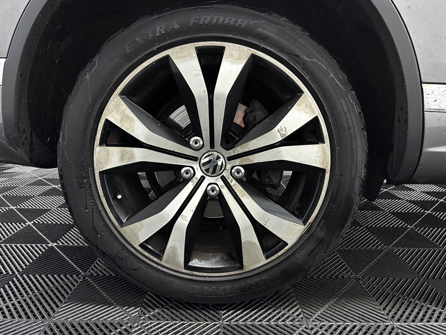 Used Volkswagen Touareg 2015 for sale - 77411198: Photo 34