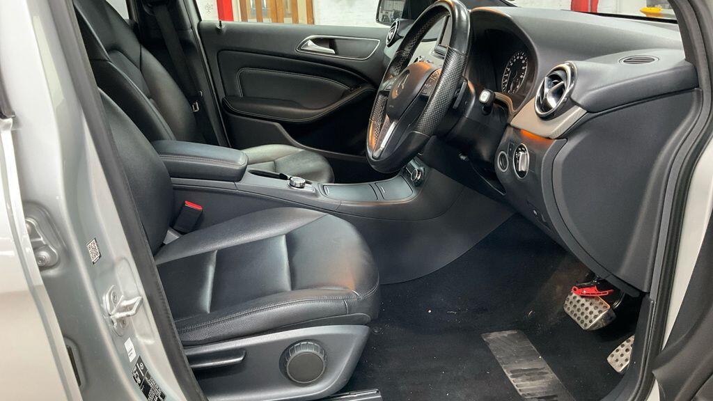 Used Mercedes-Benz B Class 2014 for sale - 77799162: Photo 2