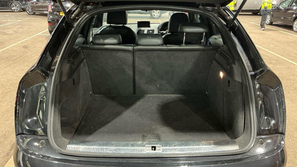 Used Audi Q3 2014 for sale - 77559884: Photo 12