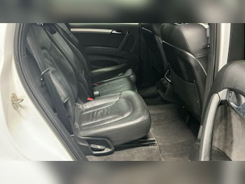 Used Audi Q7 2010 for sale - 77411701: Photo