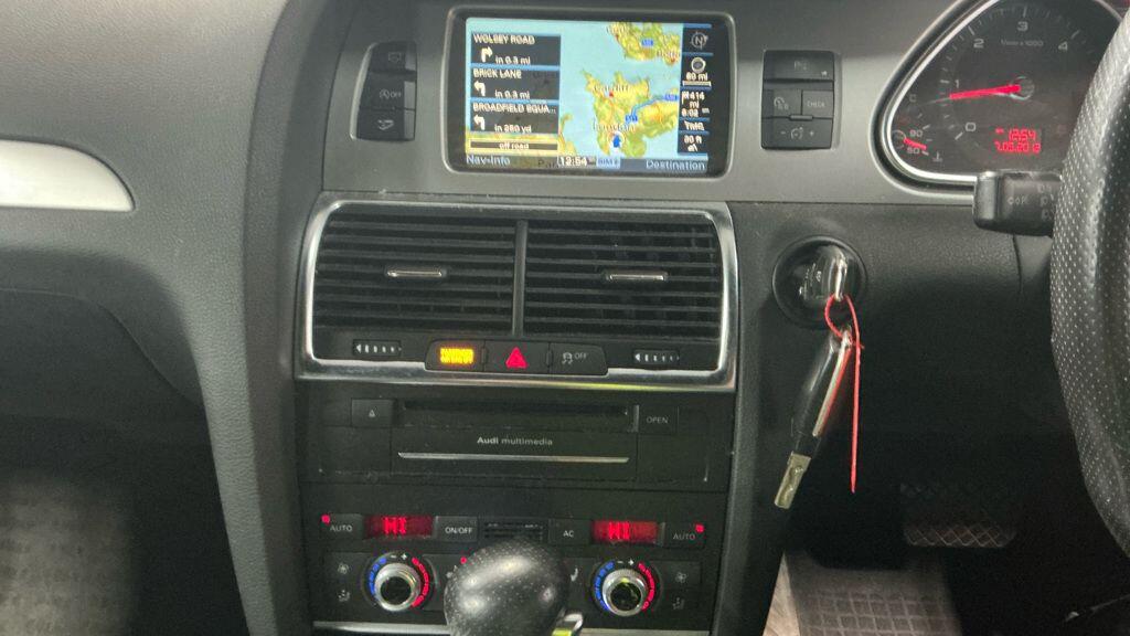 Used Audi Q7 2010 for sale - 77411701: Photo 4