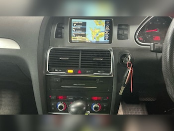 Used Audi Q7 2010 for sale - 77411701: Photo