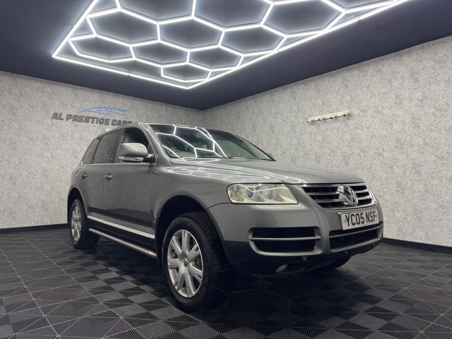 Used Volkswagen Touareg 2005 for sale - 76991755: Photo 22