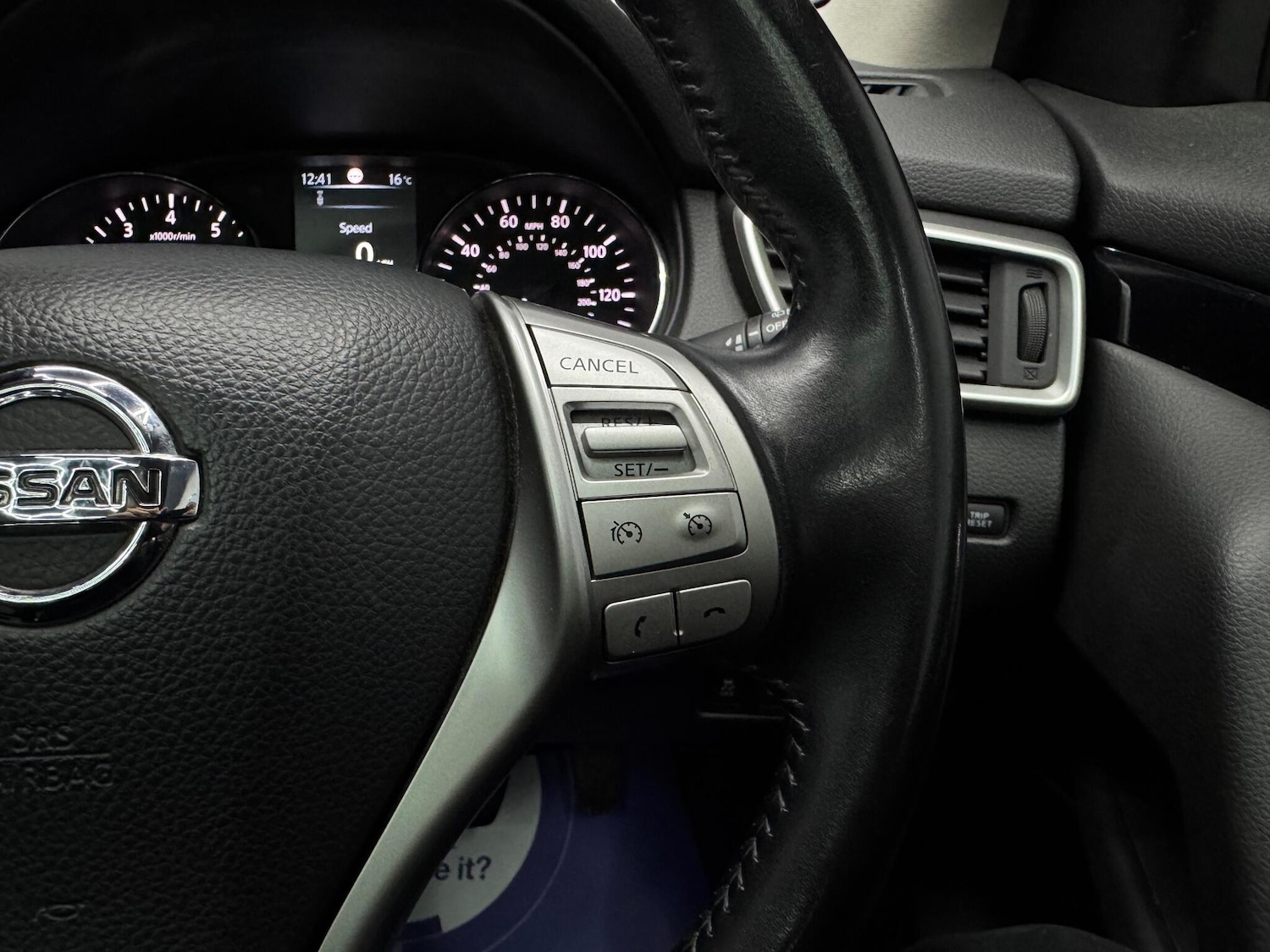 Used Nissan Qashqai 2016 for sale - 77564985: Photo 9