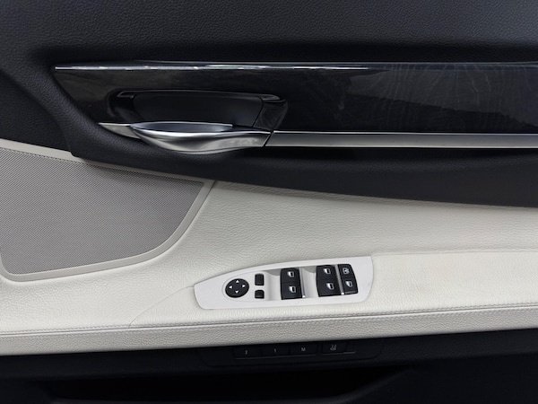 Used BMW 7 Series 2014 for sale - 75682079: Photo 30