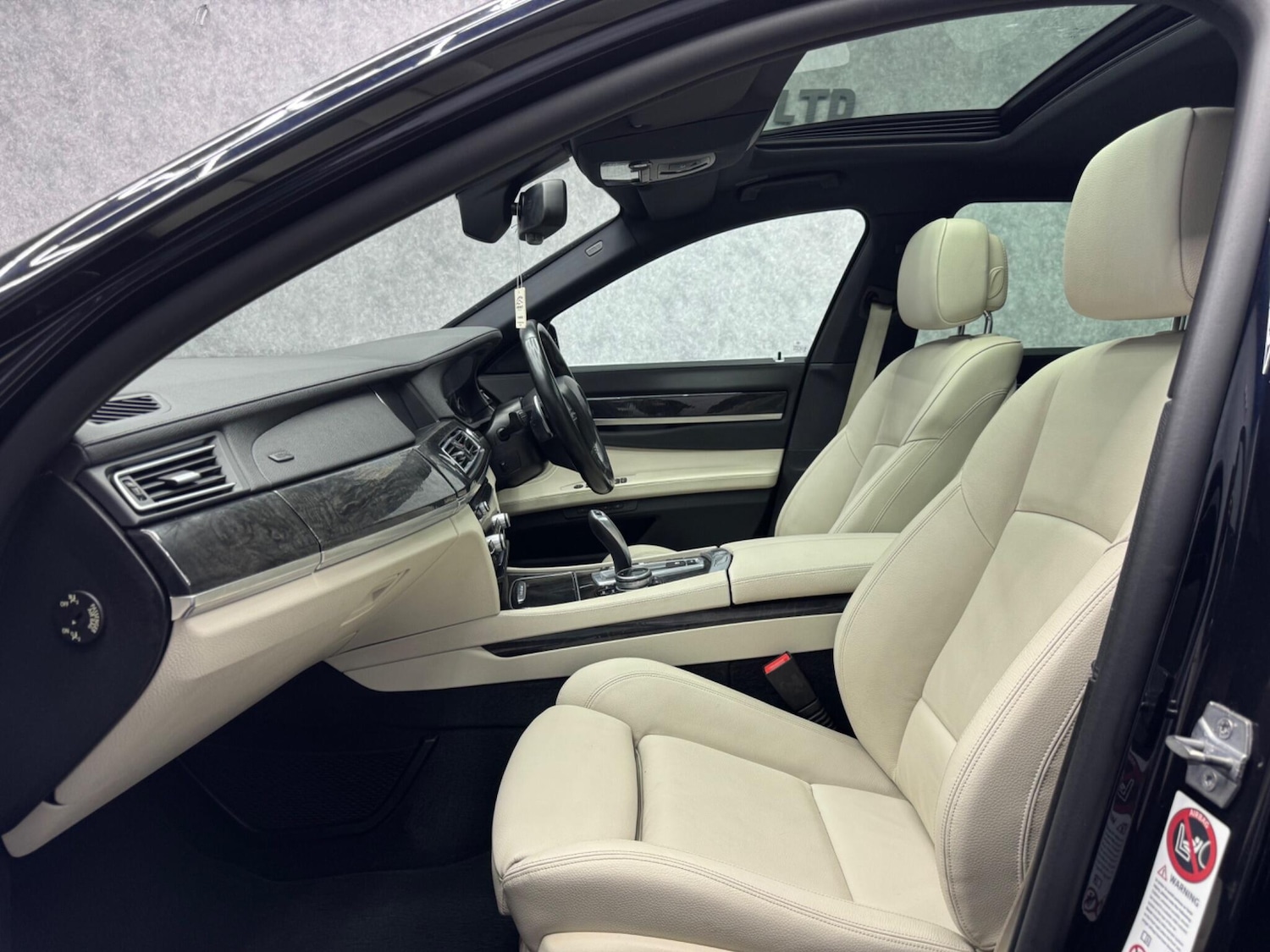 Used BMW 7 Series 2014 for sale - 75682079: Photo 33