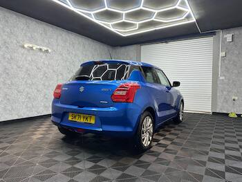 Used Suzuki Swift 2021 for sale - 79664711: Photo