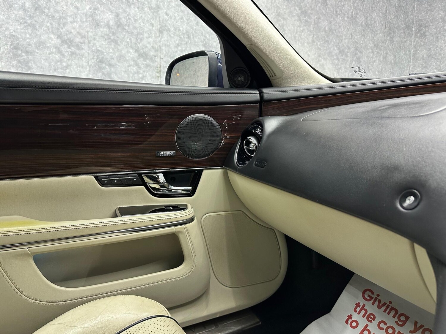 Used Jaguar XJ 2013 for sale - 78058460: Photo 11