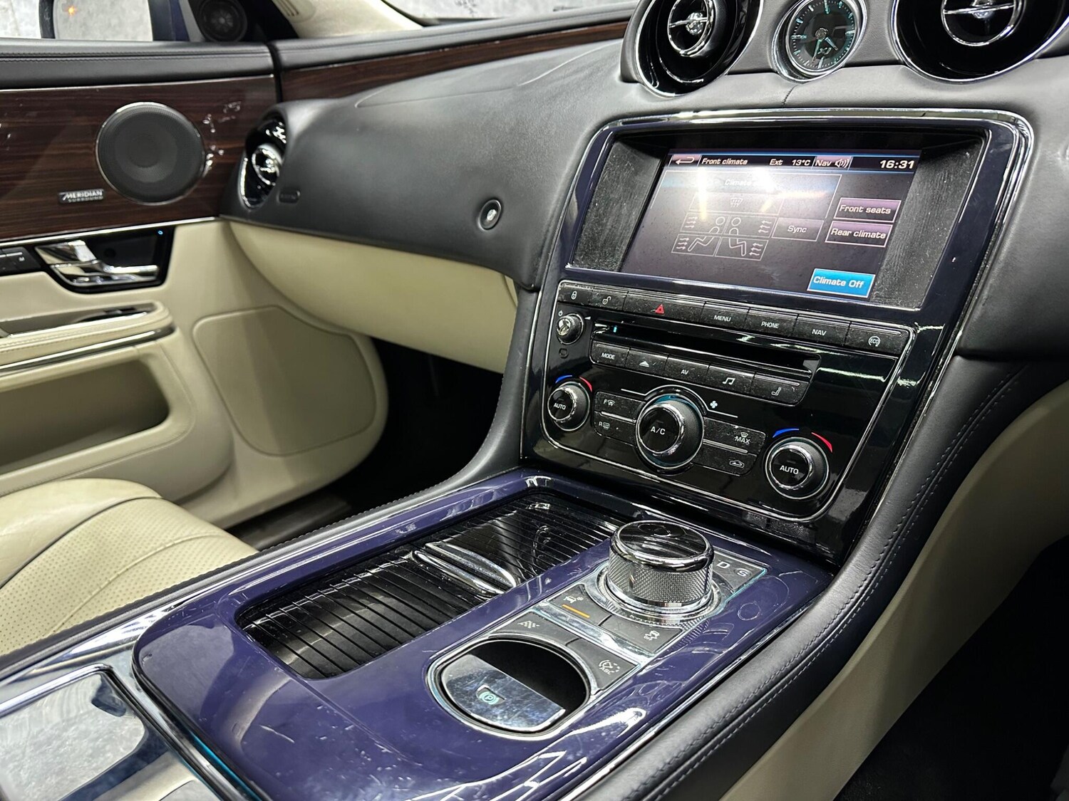 Used Jaguar XJ 2013 for sale - 78058460: Photo 12