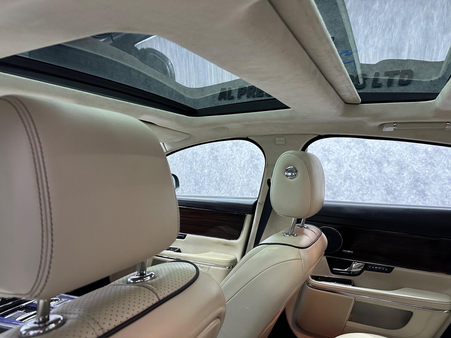 Used Jaguar XJ 2013 for sale - 78058460: Photo 15