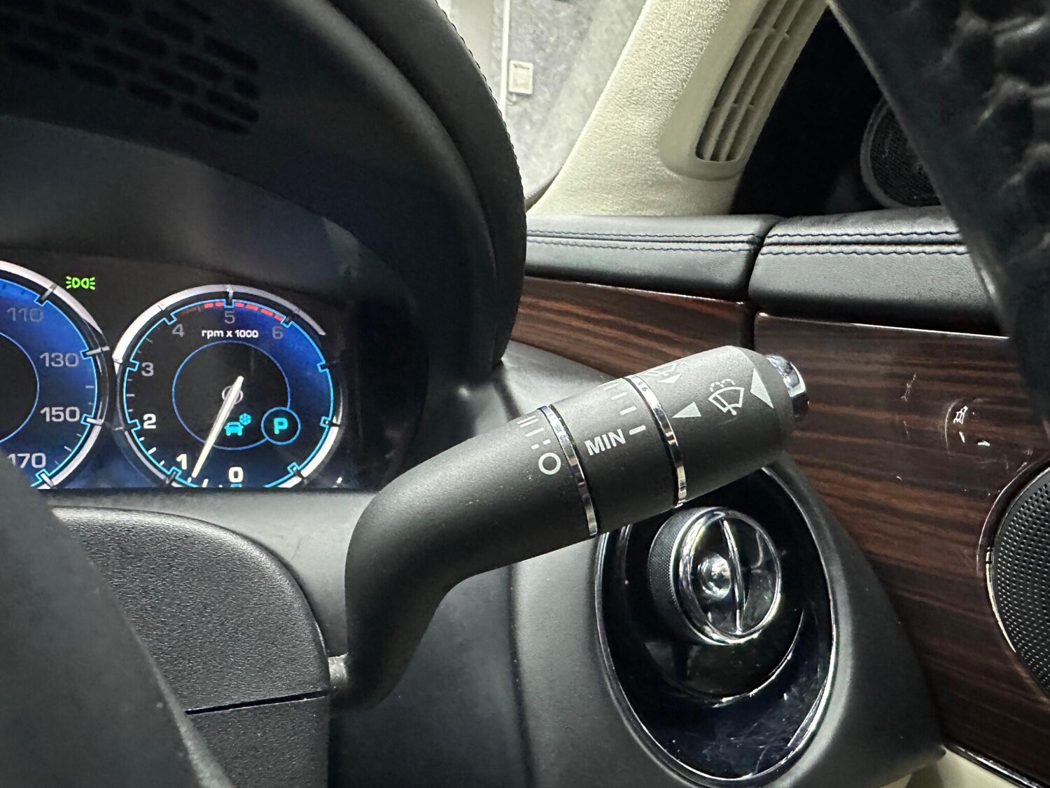 Used Jaguar XJ 2013 for sale - 78058460: Photo 33