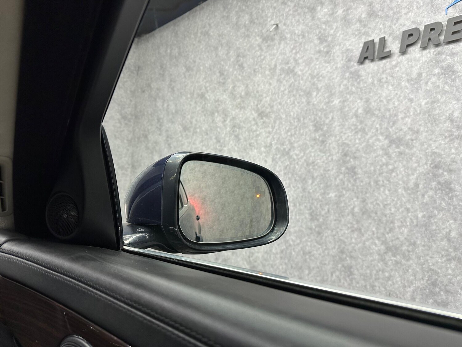 Used Jaguar XJ 2013 for sale - 78058460: Photo 36