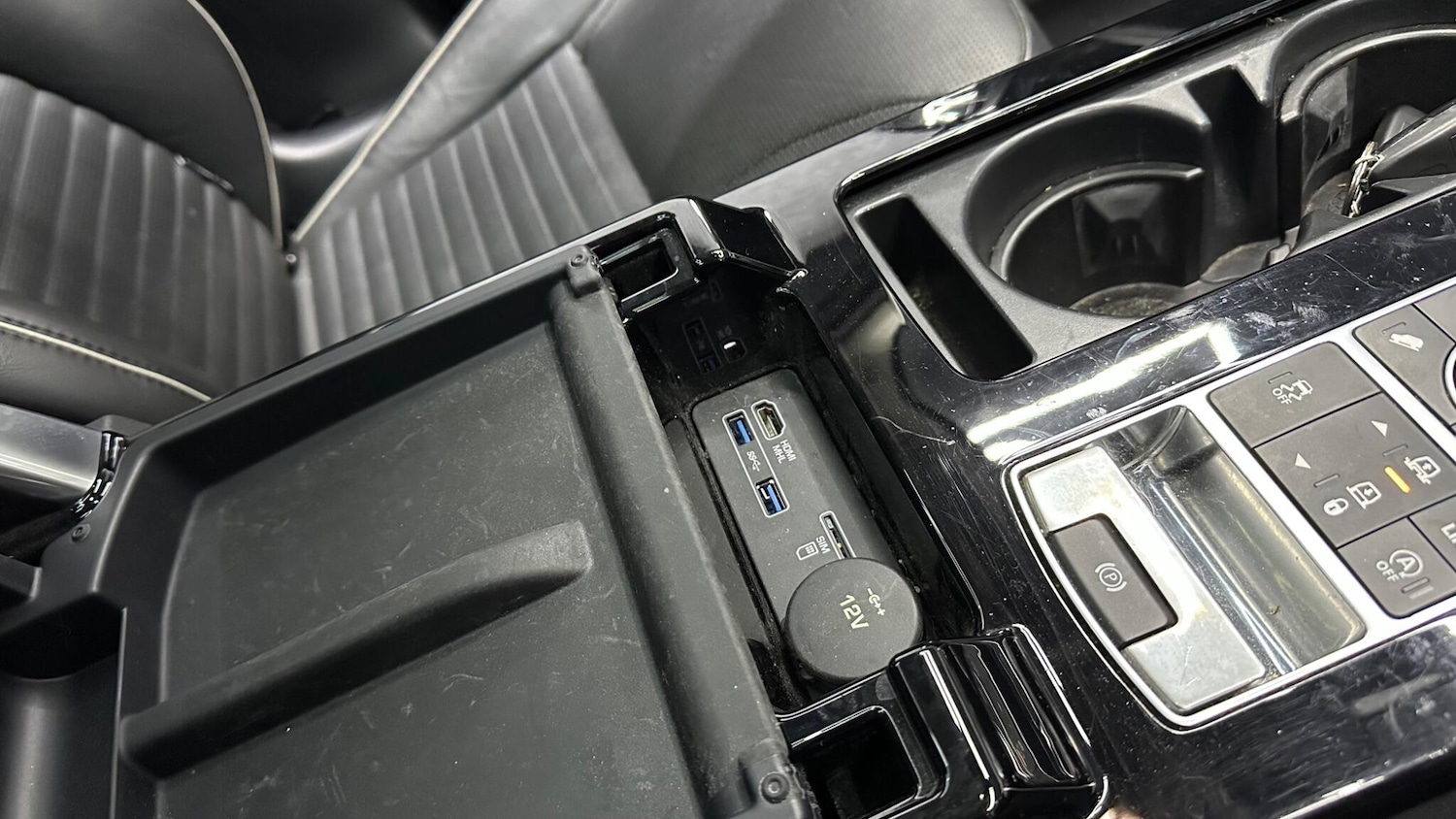 Used Land Rover Discovery 2017 for sale - 77426044: Photo 29