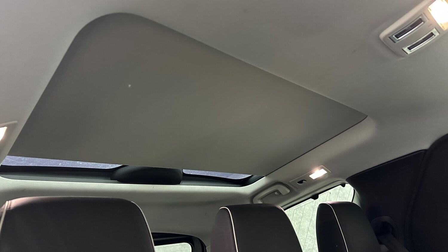 Used Land Rover Discovery 2017 for sale - 77426044: Photo 41