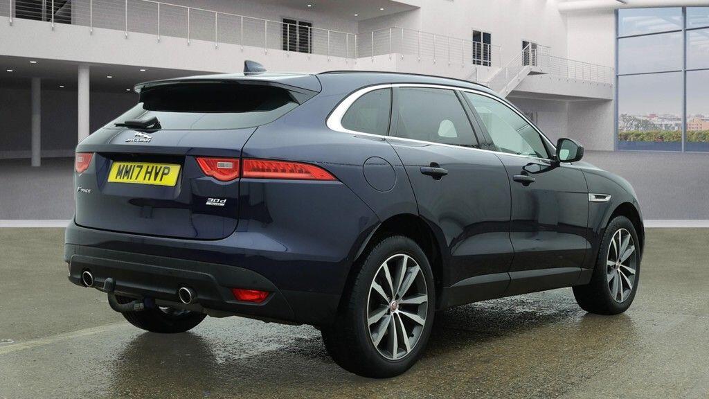 Used Jaguar F-Pace 2017 for sale - 77658132: Photo 4