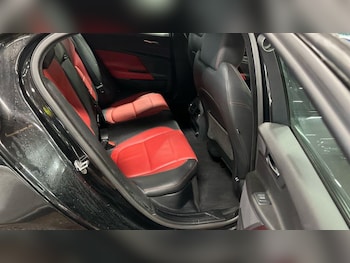 Used Jaguar XE 2016 for sale - 77021289: Photo