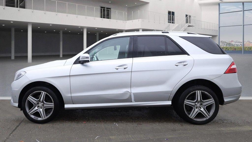 Used Mercedes-Benz M Class 2014 for sale - 76561514: Photo 9