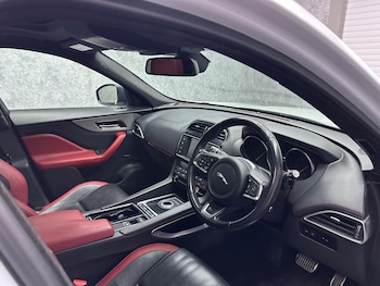 Used Jaguar F-Pace 2017 for sale - 78245744: Photo