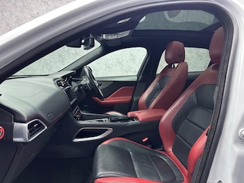 Used Jaguar F-Pace 2017 for sale - 78245744: Photo