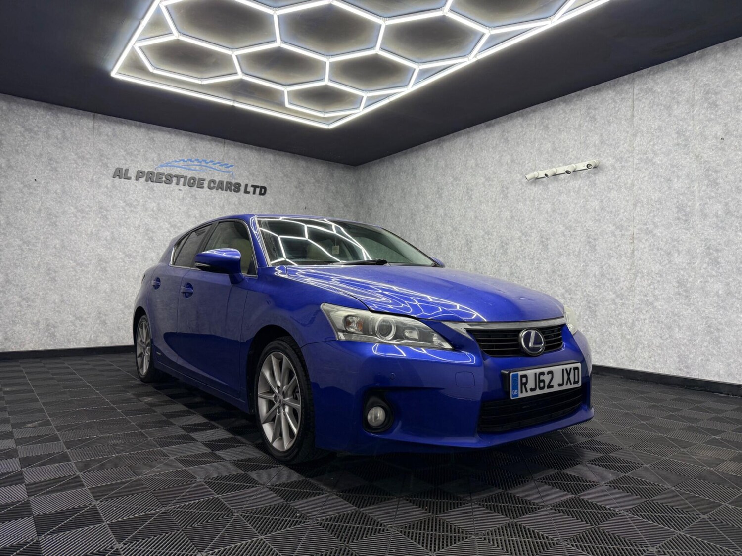 Used Lexus CT 2013 for sale - 78058414: Photo 6