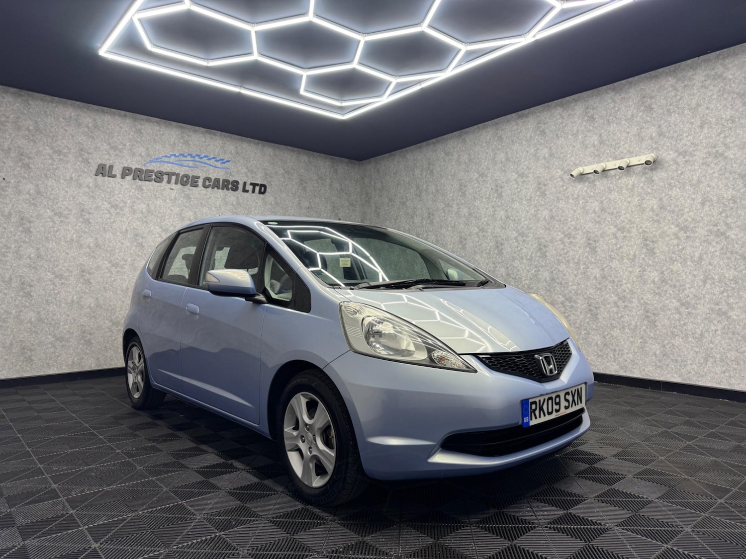 Used Honda Jazz 2009 for sale - 77314851: Photo 17