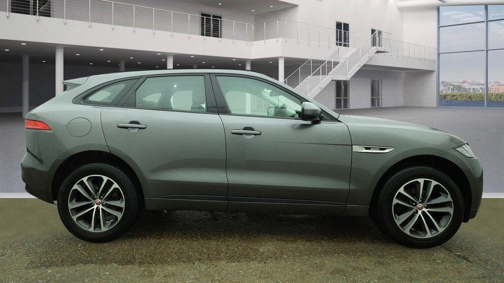 Used Jaguar F-Pace 2017 for sale - 77724134: Photo 9