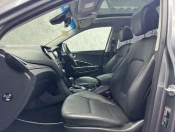 Used Hyundai Santa Fe 2016 for sale - 74008015: Photo