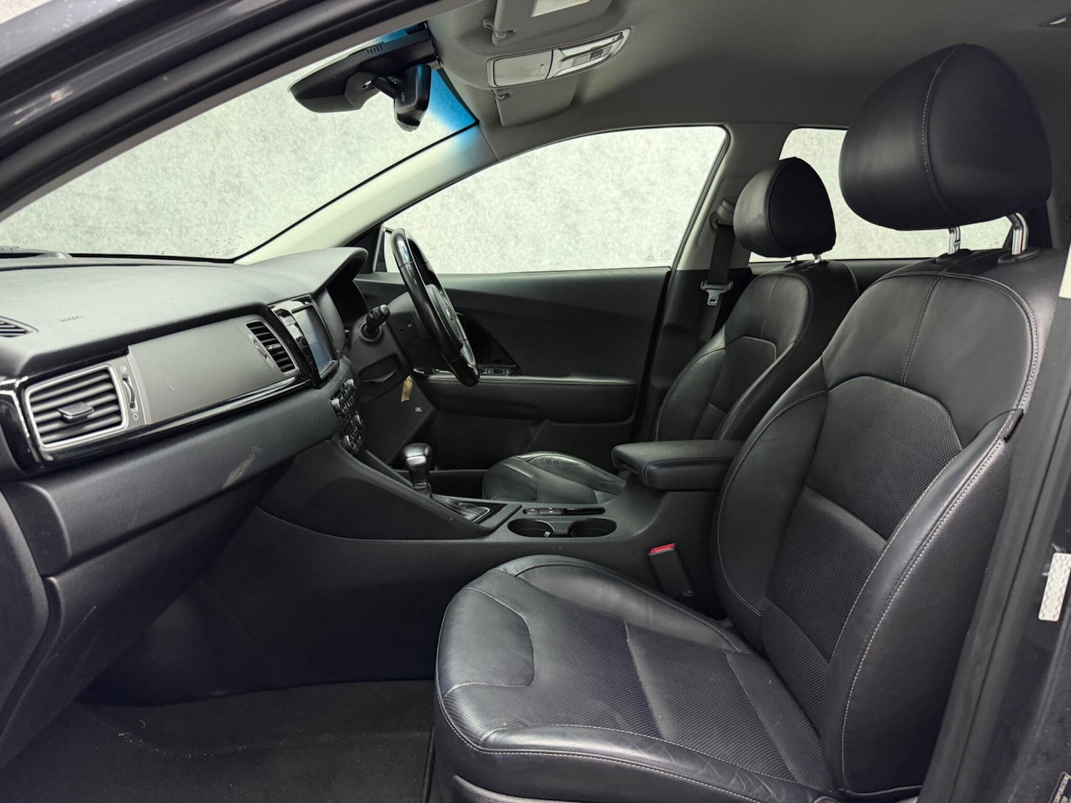 Used Kia Niro 2017 for sale - 78058506: Photo 3