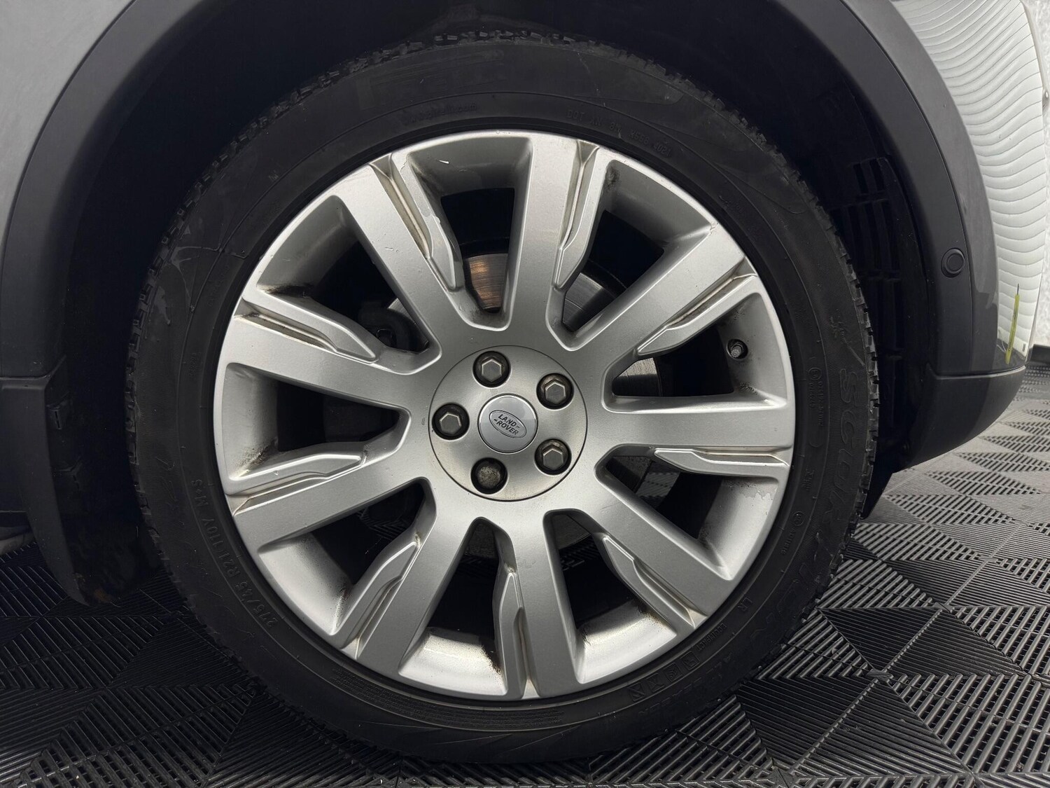 Used Land Rover Discovery 2017 for sale - 77723282: Photo 39