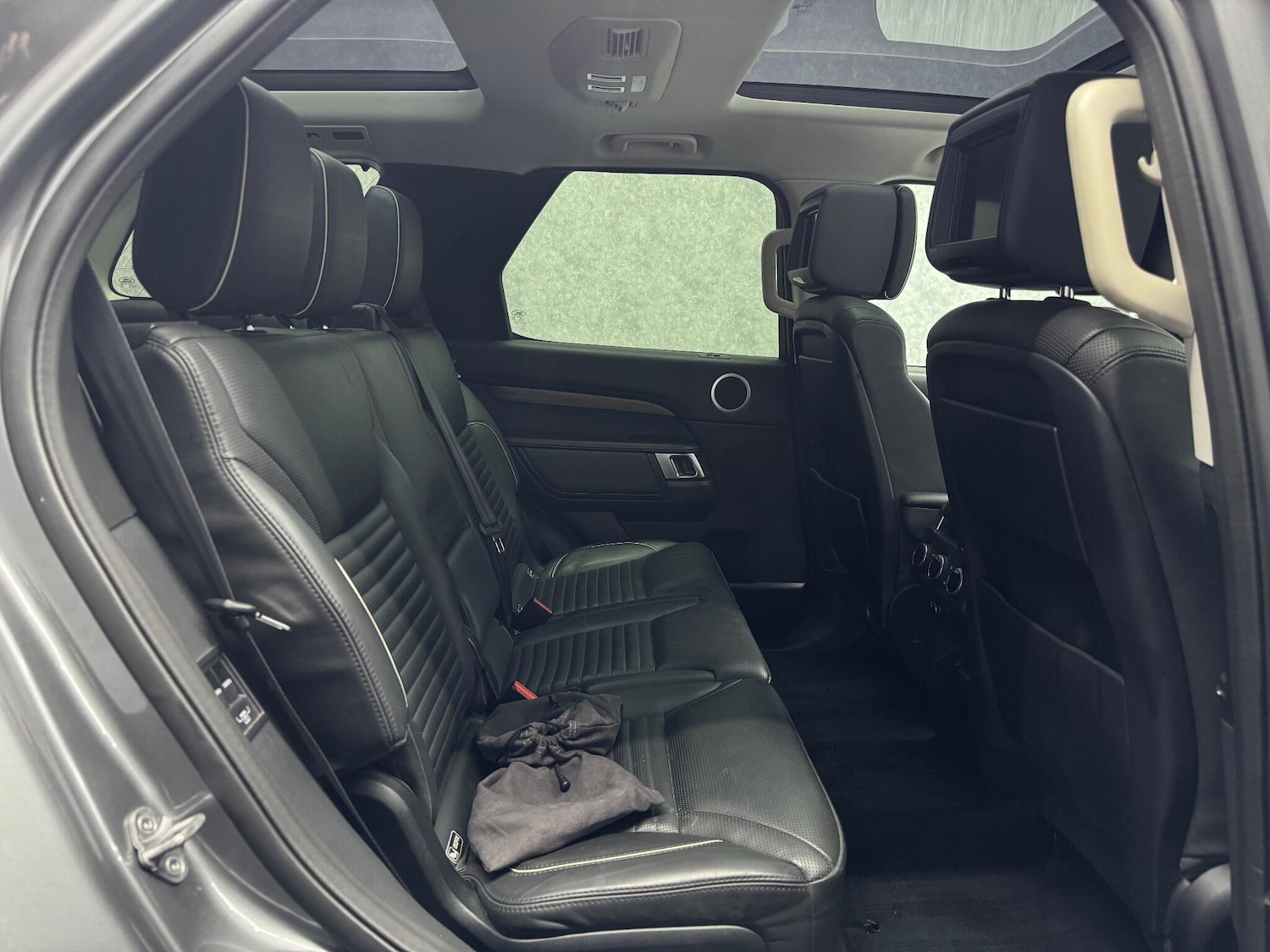 Used Land Rover Discovery 2017 for sale - 77723282: Photo 6