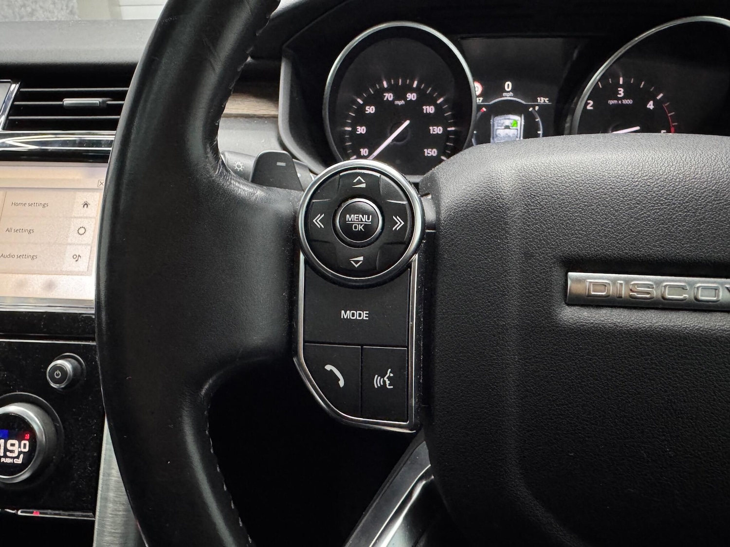 Used Land Rover Discovery 2017 for sale - 77723282: Photo 8