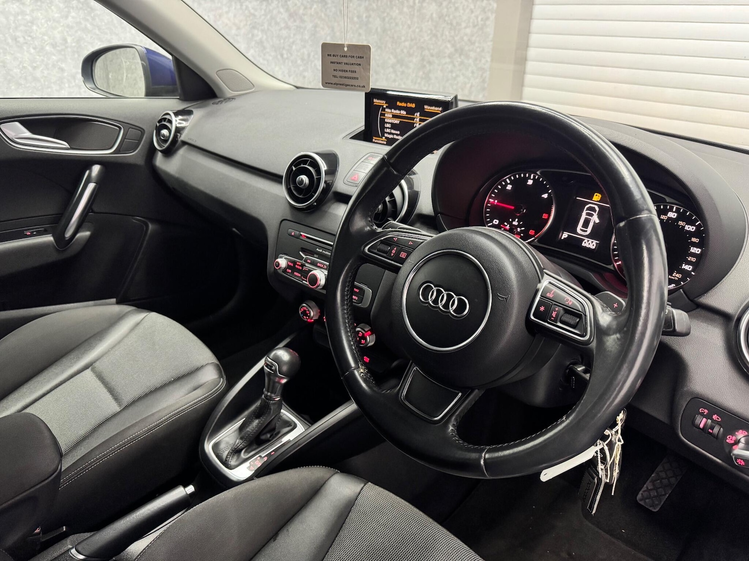 Used Audi A1 2015 for sale - 76759445: Photo 2