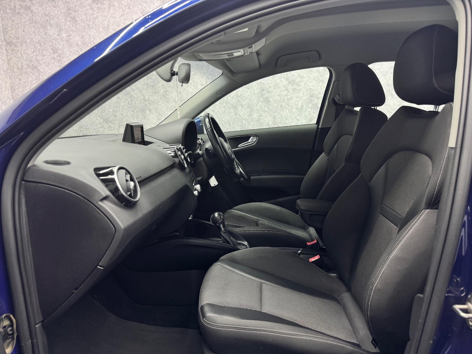 Used Audi A1 2015 for sale - 76759445: Photo 3