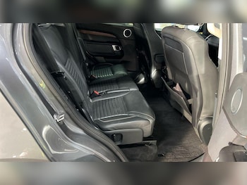 Used Land Rover Discovery 2017 for sale - 76432958: Photo