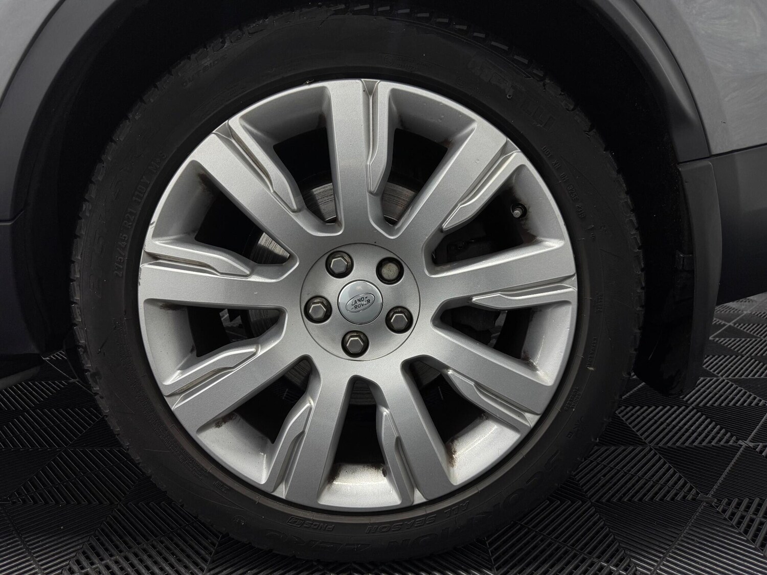 Used Land Rover Discovery 2017 for sale - 76432958: Photo 42