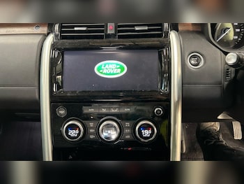 Used Land Rover Discovery 2017 for sale - 76432958: Photo