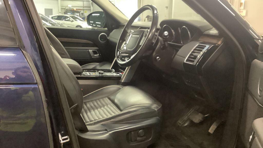 Used Land Rover Discovery 2017 for sale - 77331410: Photo 2