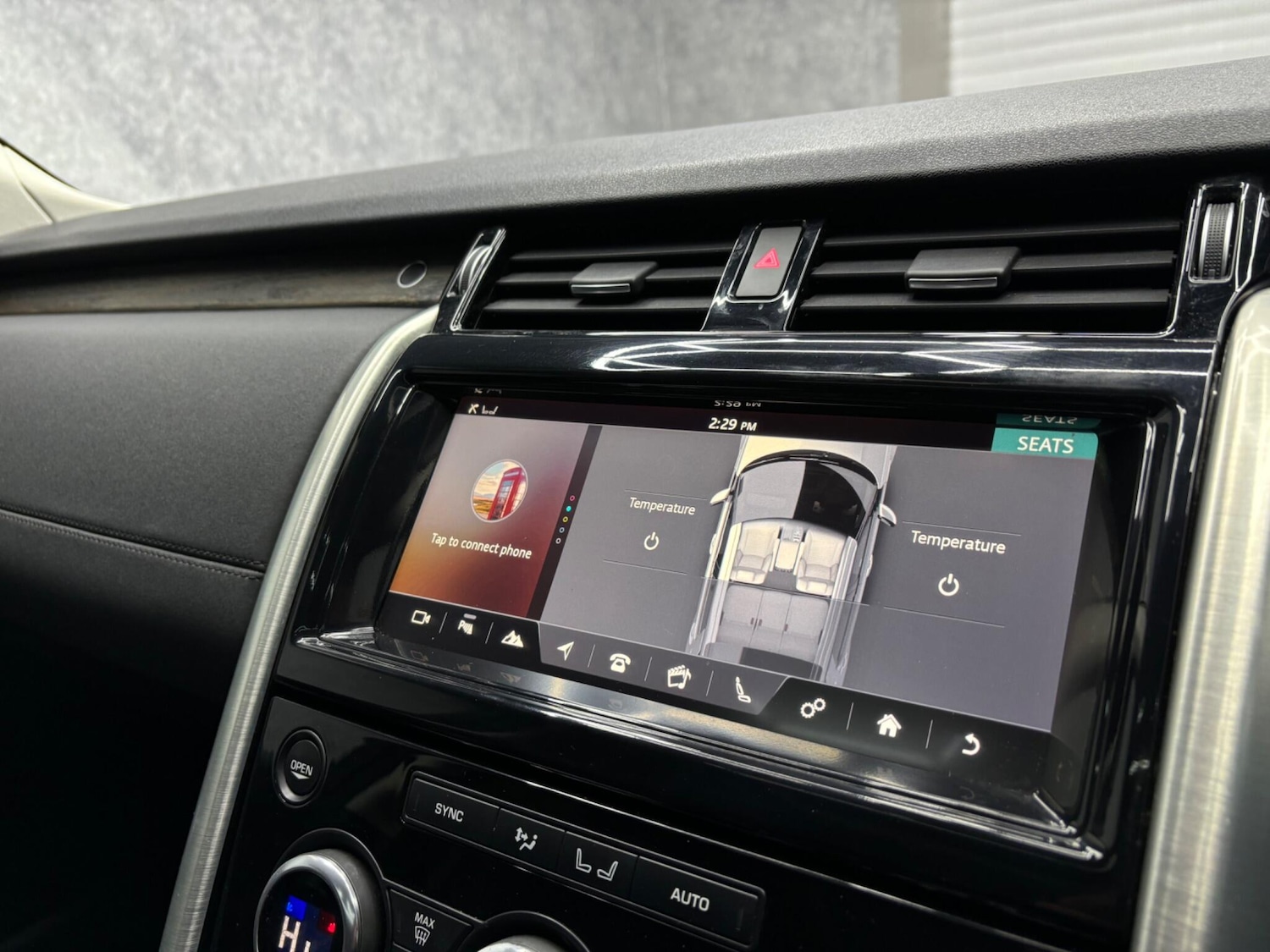 Used Land Rover Discovery 2017 for sale - 77331410: Photo 25