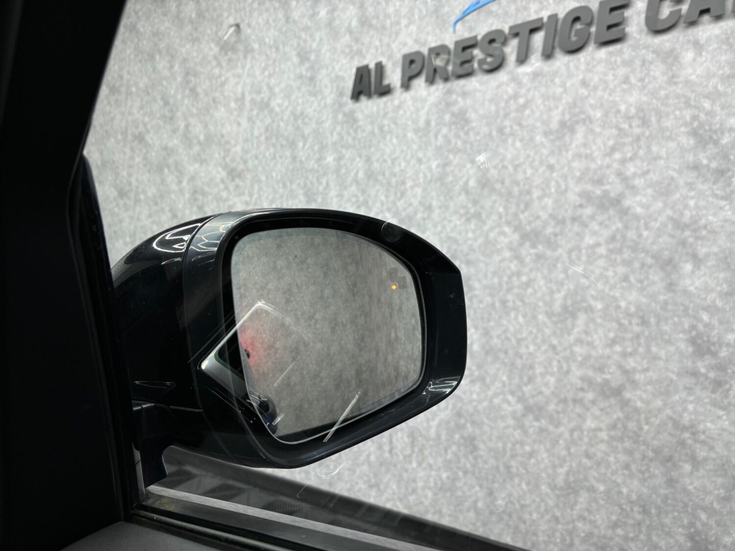 Used Land Rover Discovery 2017 for sale - 77331410: Photo 35