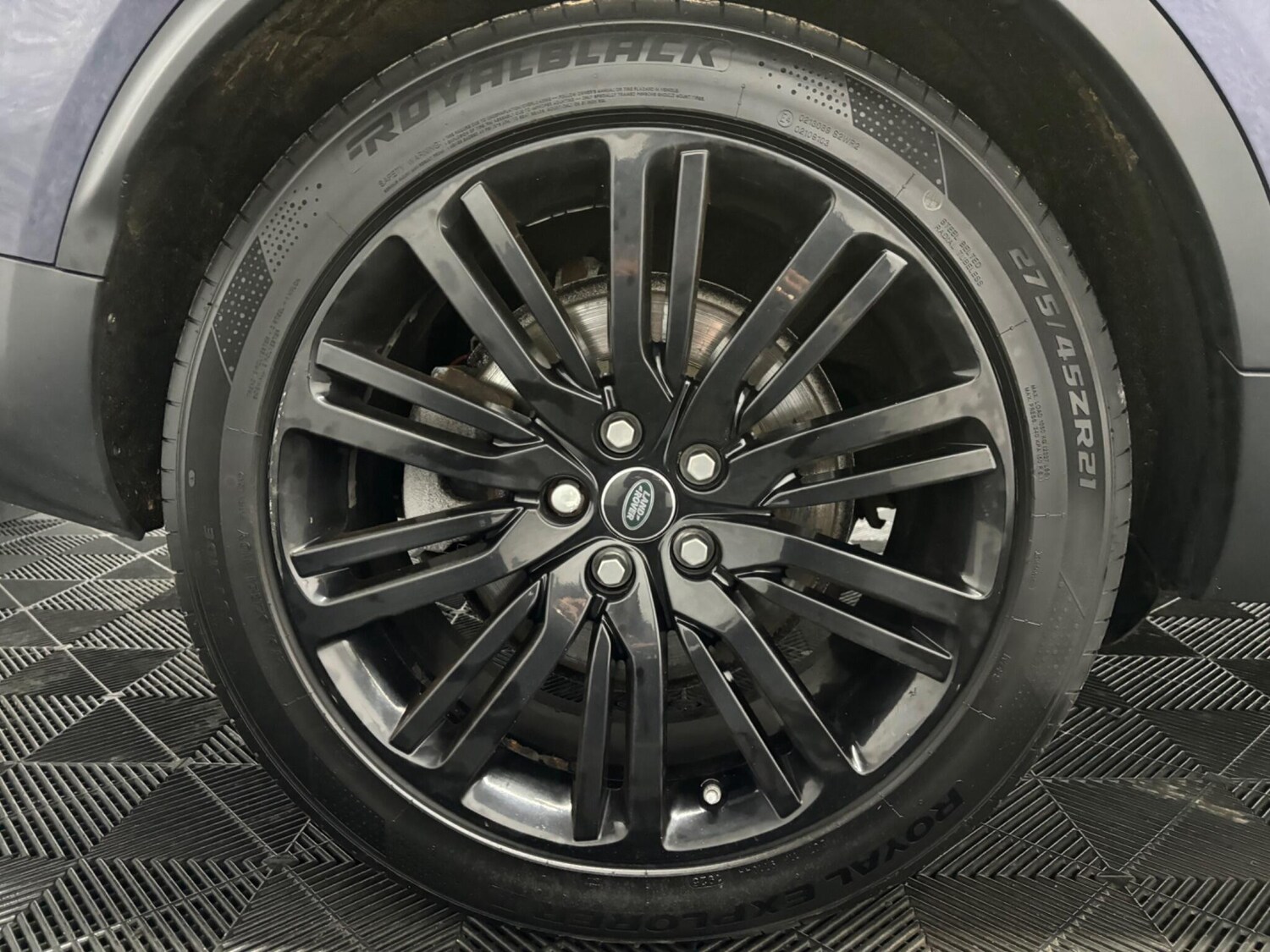 Used Land Rover Discovery 2017 for sale - 77331410: Photo 49