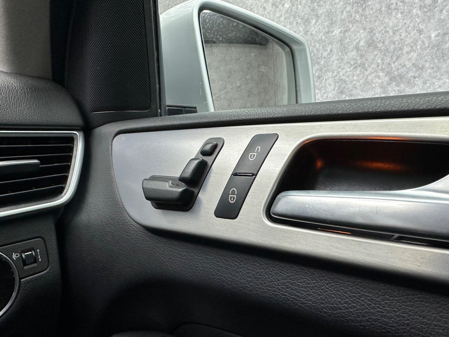 Used Mercedes-Benz M Class 2012 for sale - 78100316: Photo 16