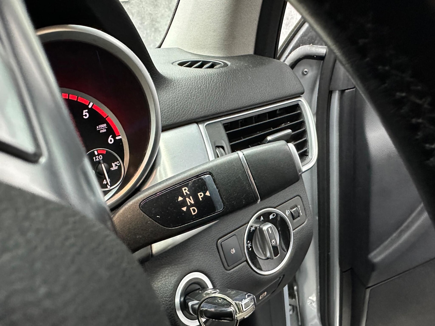 Used Mercedes-Benz M Class 2012 for sale - 78100316: Photo 20