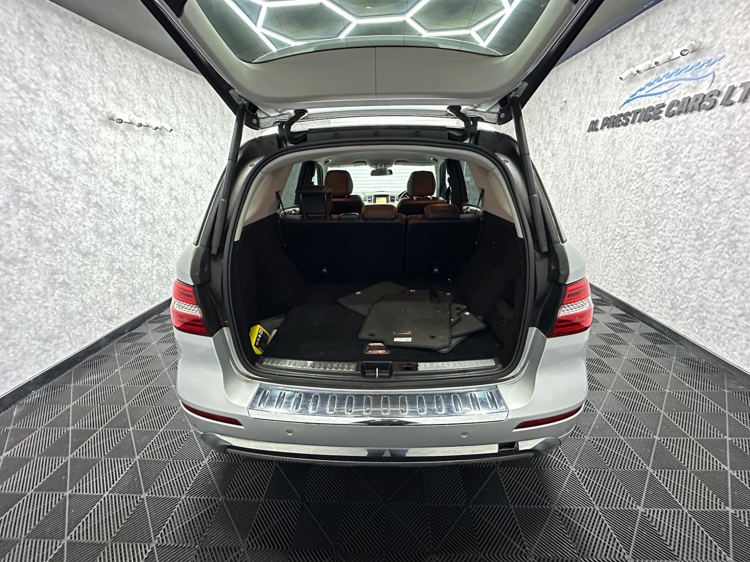 Used Mercedes-Benz M Class 2012 for sale - 78100316: Photo 23