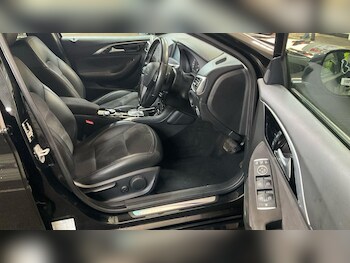 Used Infiniti Q30 2018 for sale - 77658978: Photo